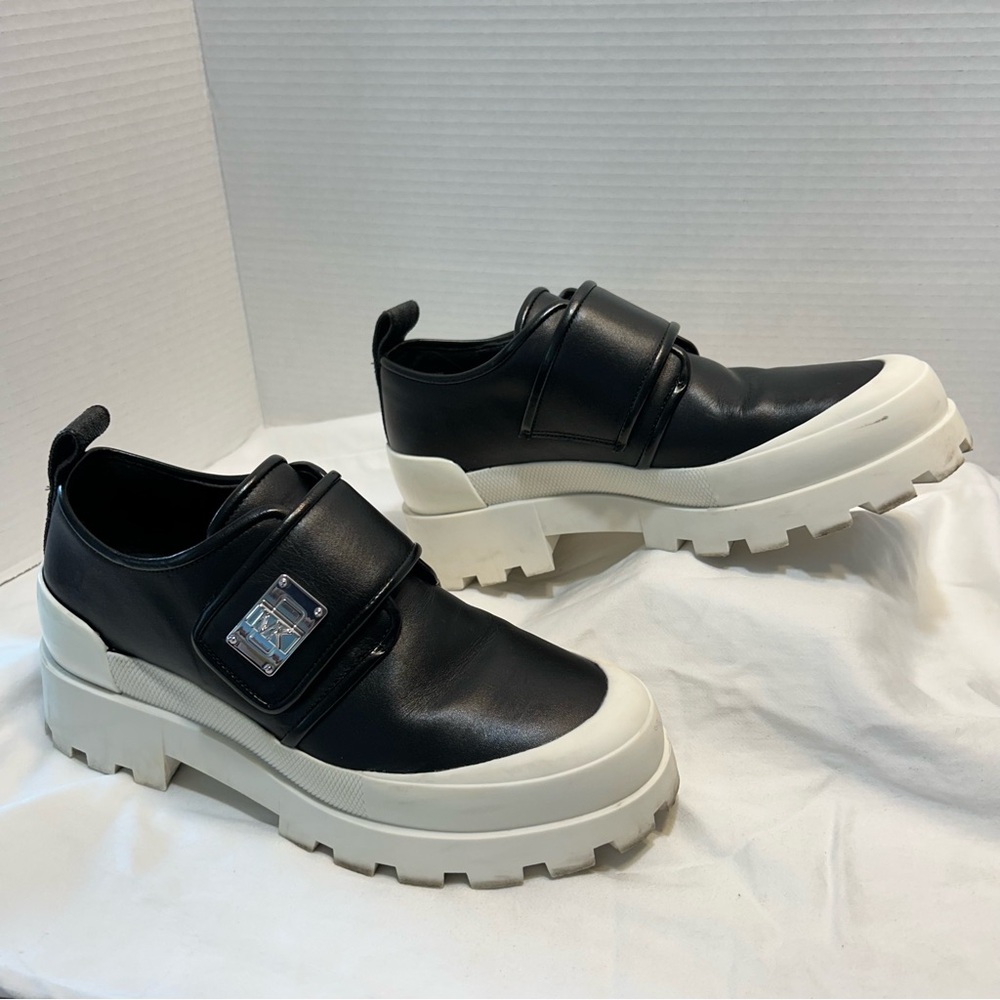 Michael Kors Black and White Chunky Lug Sole Flats Women 8.5 Platform